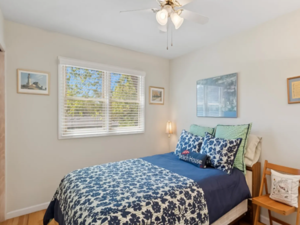 Luxurious Retreat in Tiana Shores - Your Perfect Hamptons Getaway